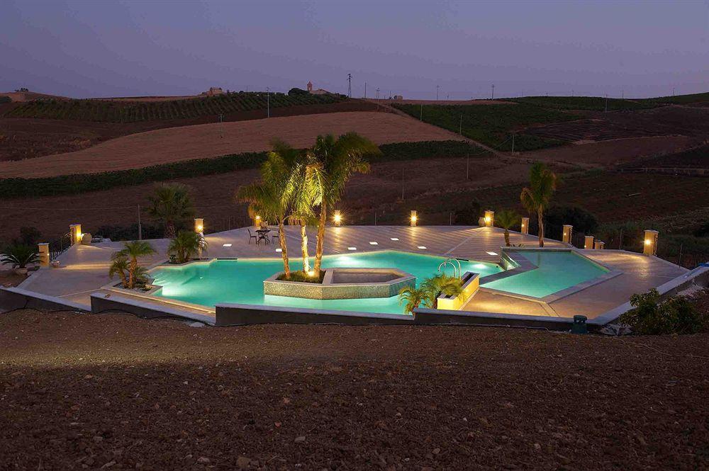Arcudaci Hotel Brucanuova ภายนอก รูปภาพ