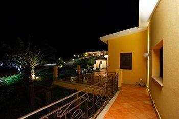 Arcudaci Hotel Brucanuova ภายนอก รูปภาพ